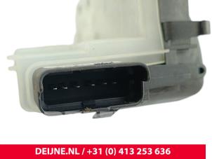 Toyota Pro-Ace Deurslot Mechaniek 2Deurs links O258658 foto 3