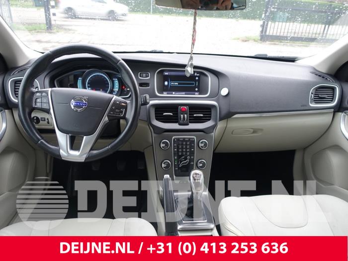 Volvo V40 Airbag-Set + Armaturenbrett O258753