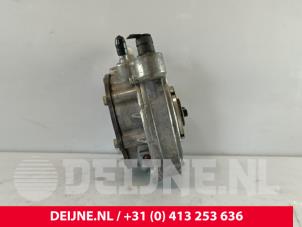 Volkswagen Transporter Brandstofpomp Mechanisch O258981 foto 2