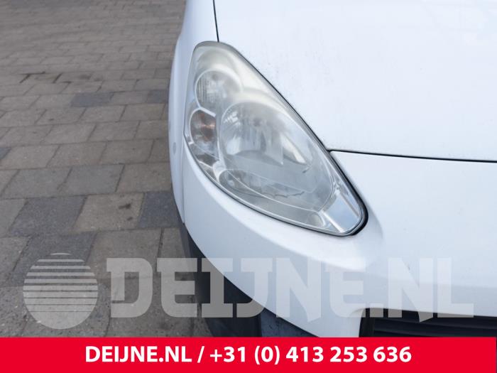 Peugeot Partner Scheinwerfer rechts O259010