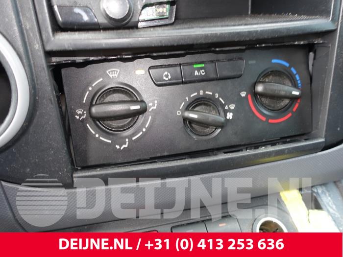 Peugeot Partner Heizung Bedienpaneel O259006