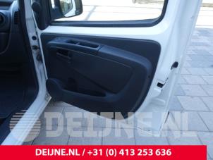 Peugeot Bipper Tür 2-türig rechts O259094 foto 2