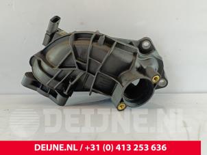 Gebruikte Inlaatspruitstuk Ford Transit 2.0 TDCi 16V Eco Blue 130 Prijs € 60,50 Inclusief btw aangeboden door van Deijne Onderdelen Uden B.V.