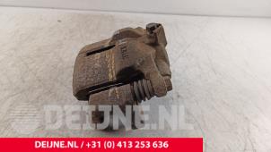 Mitsubishi Canter Remklauw (Tang) links-achter O259307 foto 2