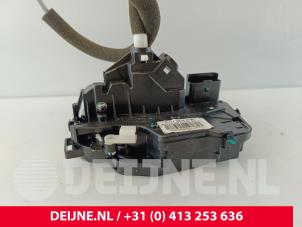 BYD Atto 3 Deurslot Mechaniek 4Deurs links-achter O259423 foto 3