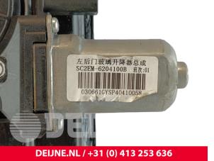 BYD Atto 3 Ruitmechaniek 4Deurs links-achter O259424 foto 3