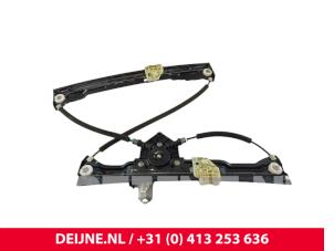 BYD Atto 3 Ruitmechaniek 4Deurs links-voor O259426 foto 2