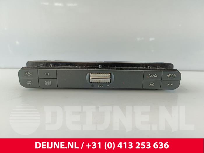Mercedes Vito Radiobedienfeld O259464