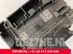 Porsche Taycan Central door locking module O259496 photo 3