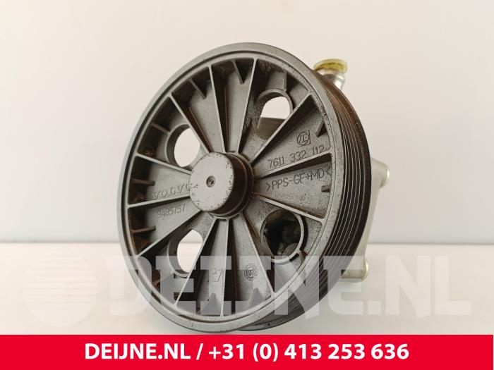 Gebruikte Stuurpomp Volvo S40 (VS) 2.0 16V Prijs € 55,00 Margeregeling aangeboden door van Deijne Onderdelen Uden B.V.