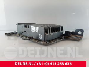 Lynk & Co 01 Radioverstärker O259599 foto 3