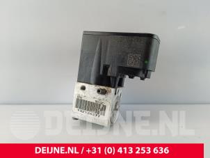 Porsche Taycan Ventilblock hydraulisch O259609 foto 2