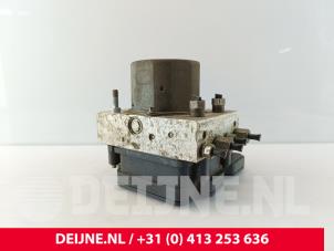 Gebruikte ABS Pomp Tesla Model S 85D Prijs € 181,50 Inclusief btw aangeboden door van Deijne Onderdelen Uden B.V.