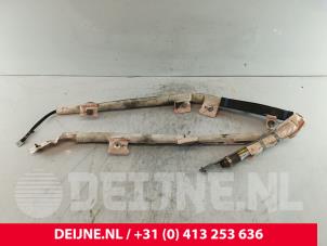 Gebruikte Airbag hemel links Tesla Model S 85D Prijs € 90,75 Inclusief btw aangeboden door van Deijne Onderdelen Uden B.V.