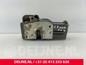 Tesla Model S Deurslot Mechaniek 4Deurs links-achter O259824 foto 2