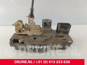 Tesla Model S Door lock mechanism 4-door, front left O259825 photo 3