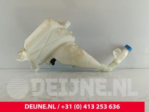 Tesla Model S Scheibensprühertank vorne O259870 foto 2