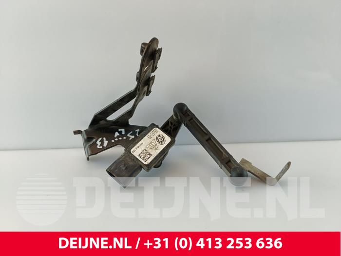 Porsche Taycan Xenon height adjustment O259887