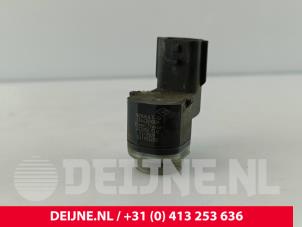 Gebruikte PDC Sensor Renault Trafic (1FL/2FL/3FL/4FL) 1.6 dCi 115 Prijs € 24,20 Inclusief btw aangeboden door van Deijne Onderdelen Uden B.V.