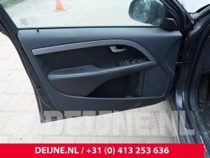 Volvo V70 Tür 4-türig links vorne O260034 foto 3