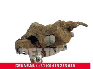 Volvo V70 Front brake calliper, right O260040 photo 3