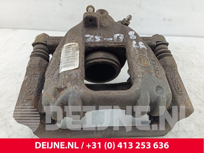 Volkswagen Crafter Bremszange links hinten O260200