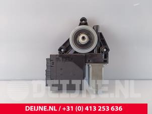 Volvo XC40 Raammotor Portier O260249 foto 2