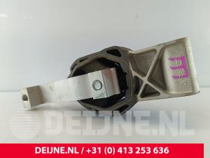 Lynk & Co 01 Motorlager O260251 foto 2