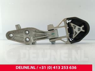 Lynk & Co 01 Engine mount O260314 photo 3