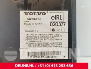 Volvo XC90 Radio versterker O260338 foto 2