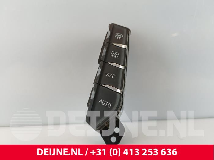 Lynk & Co 01 Heizung Schalter O260340