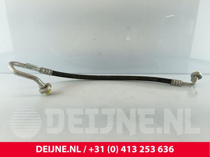 Volvo XC40 Klima Leitung O260343