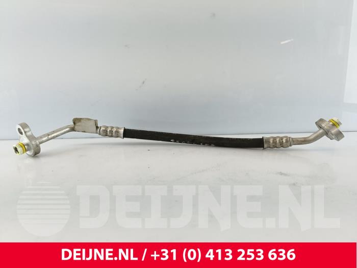 Volvo XC40 Klima Leitung O260349