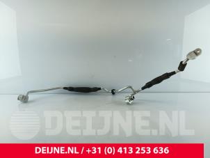 Porsche Taycan Air conditioning line O260354 photo 2