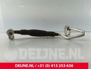 Porsche Taycan Klima Leitung O260355 foto 2