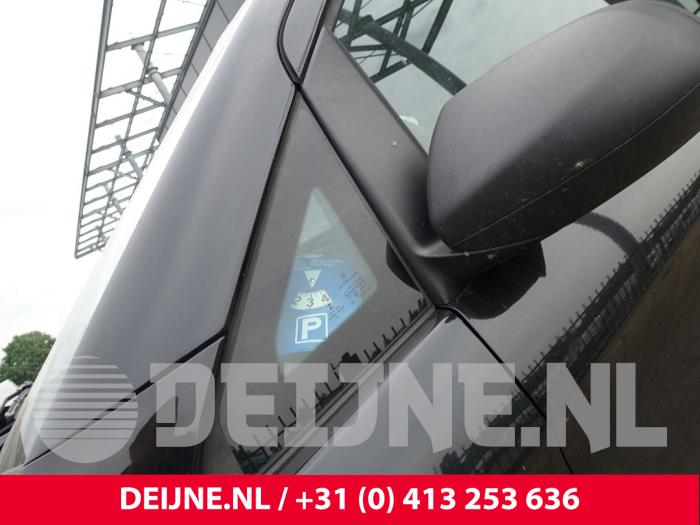 Mercedes Vito Quarter light, front left O260416