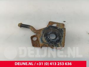 Volvo C70 Auspuffstütze O260518 foto 2