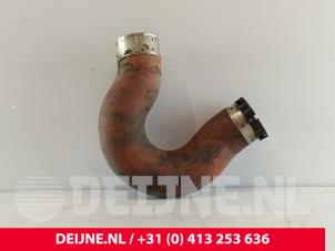 Gebruikte Intercooler Buis Mercedes Sprinter 3,5t (906.63) 313 CDI 16V Prijs € 30,25 Inclusief btw aangeboden door van Deijne Onderdelen Uden B.V.