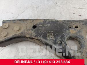 Volvo XC40 Front lower wishbone, left O260592 photo 2