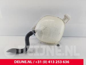 Volvo XC40 Expansion vessel O260595 photo 2