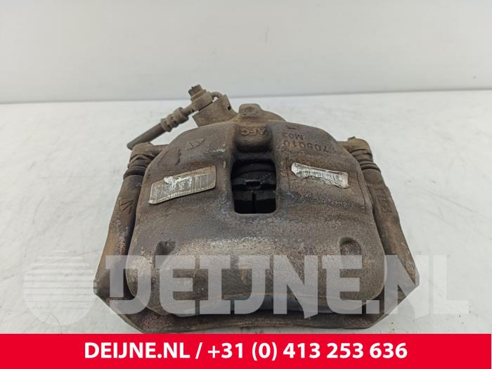 Volvo XC40 Front brake calliper, left O260606