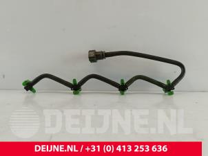 Gebruikte Brandstof retourleiding Volvo V40 (MV) 1.6 D2 Prijs € 30,00 Margeregeling aangeboden door van Deijne Onderdelen Uden B.V.