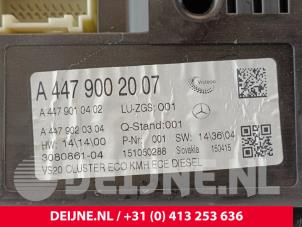 Mercedes Vito Kilometerteller KM O260760 foto 3