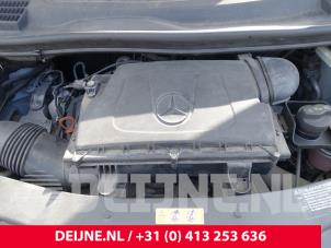 Gebruikte Luchtfilterhuis Mercedes Vito (447.6) 1.6 111 CDI 16V Prijs op aanvraag aangeboden door van Deijne Onderdelen Uden B.V.