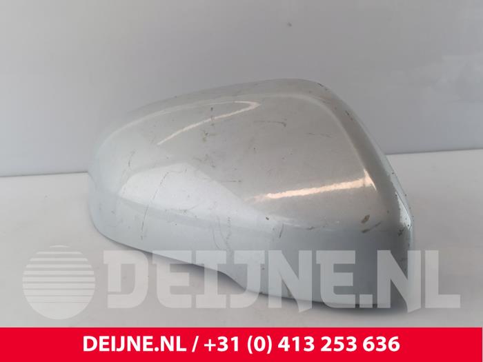 Volvo V40 Spiegelkap rechts O260812