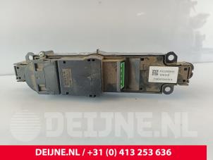 Volvo V90 Radiobedienfeld O260832 foto 2