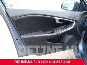 Volvo V40 Portier 4Deurs links-voor O260982 foto 2