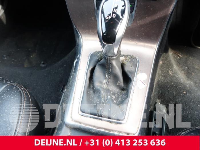 Volvo V40 Versnellingspook O260998