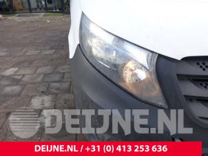 Mercedes Vito Scheinwerfer rechts O261047 foto 2