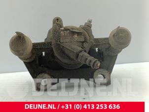 Mercedes Vito Bremszange links hinten O261052 foto 3